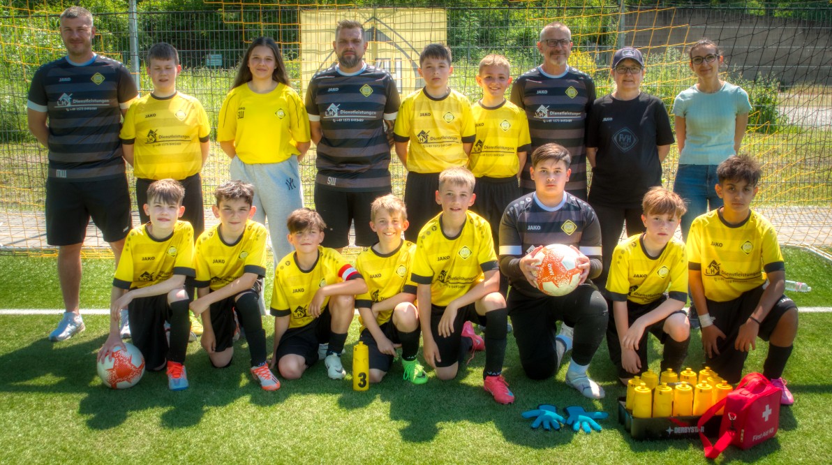 L. H Dienstleistungen sponsort Trikotsatz