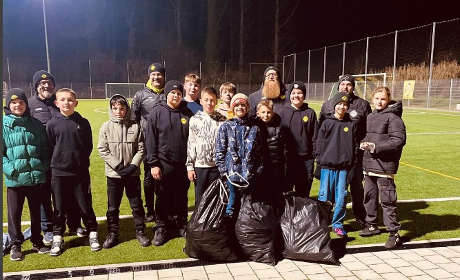 Gemeinsam für unseren Verein – D-Jugend geht mit gutem Beispiel voran!